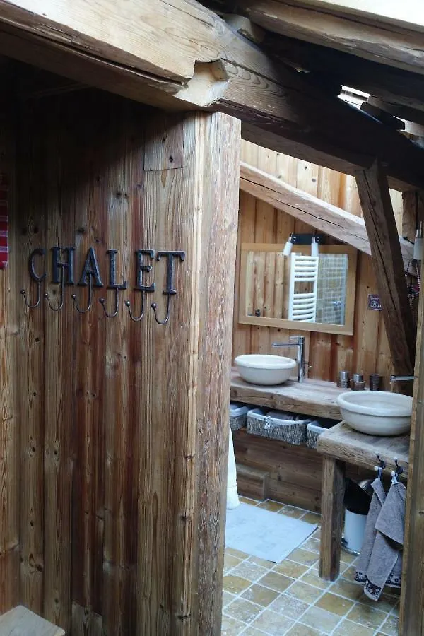 Chambre D'Hotes La Ferme D'En Bas Samoens 0*,  France